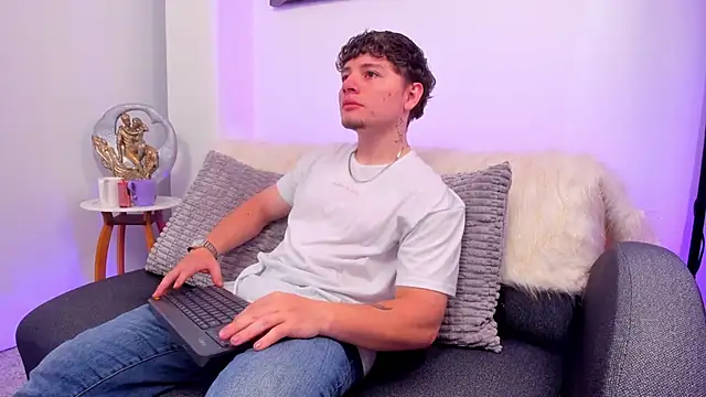 Leoo Miller online show from 30, 11, 2025