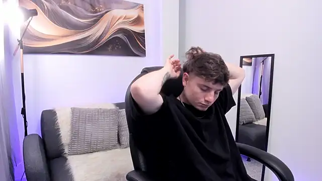 Leoo Miller online show from 18, 12, 2025