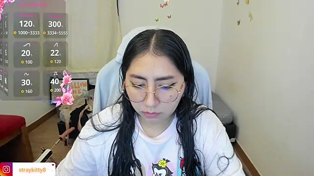 LoveLyy- online show from 9, 11, 2025