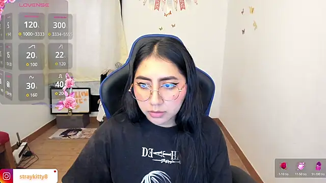 LoveLyy- online show from 1, 4, 2026