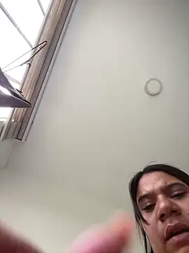 Stefany Bam online show from 16, 12, 2025