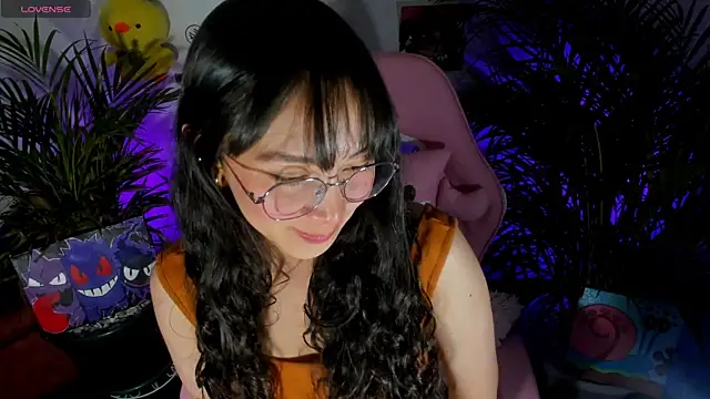 Snapshot of aiko_o0 chatting on 25, 11, 2025 aiko o0 online show from 25, 11, 2025