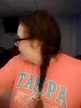 Lauren2012ss online show from 16, 10, 2025