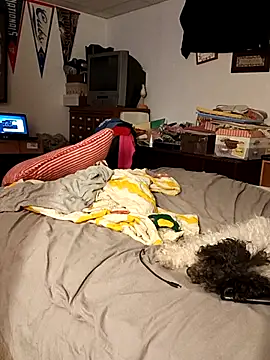 Lauren2012ss online show from 13, 11, 2025