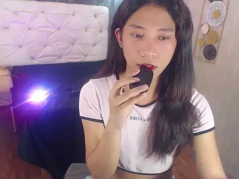 Seductive nathalie online show from 28, 11, 2025