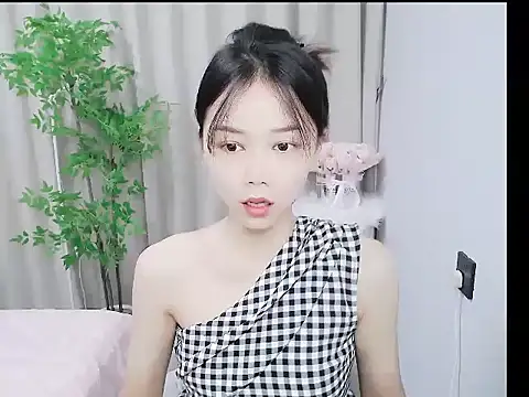 mili0923 online show from 17, 10, 2025