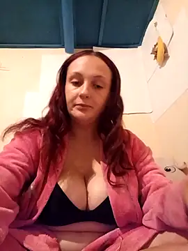 Snapshot of CountryGirl6 chatting on 6, 10, 2025 CountryGirl6 online show from 6, 10, 2025