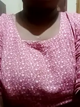 ayesha0001122 online show from 17, 12, 2025