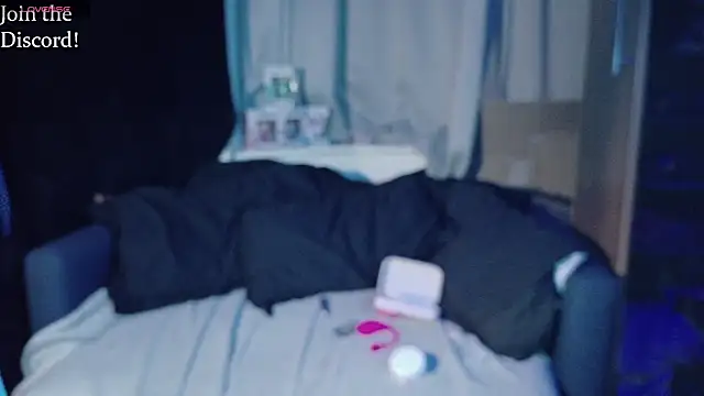 venusflytrapped online show from 12, 2, 2026