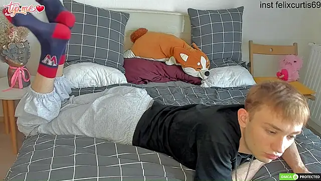 Snapshot of felixcurt69 chatting on 22, 6, 2026 felixcurt69 online show from 22, 6, 2026