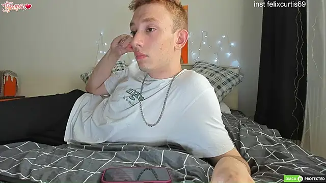 Snapshot of felixcurt69 chatting on 22, 7, 2026 felixcurt69 online show from 22, 7, 2026