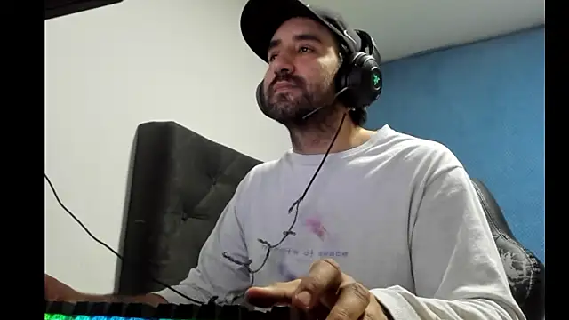 Snapshot of coolfriki chatting on 3, 2, 2026 coolfriki online show from 3, 2, 2026