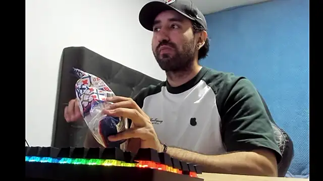 Snapshot of coolfriki chatting on 4, 2, 2026 coolfriki online show from 4, 2, 2026