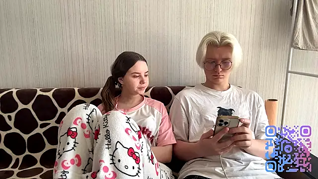 Snapshot of EhtelBiondi chatting on 31, 3, 2026 EhtelBiondi online show from 31, 3, 2026