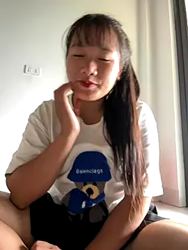 TrangNemo online show from 21, 10, 2025