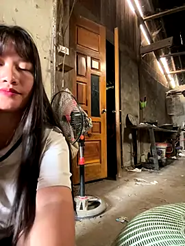 TrangNemo online show from 22, 10, 2025