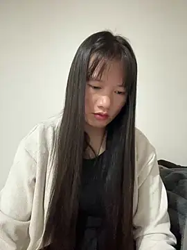 TrangNemo online show from 12, 11, 2025