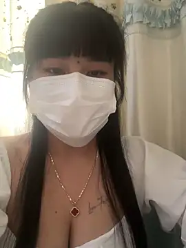 Snapshot of be-xinh2 chatting on 7, 10, 2025 be-xinh2 online show from 7, 10, 2025