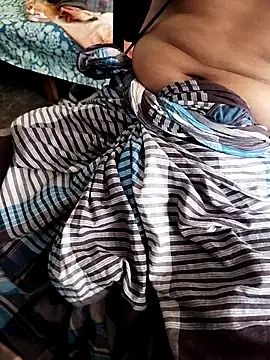 TanjiroCamadoo online show from 13, 10, 2025