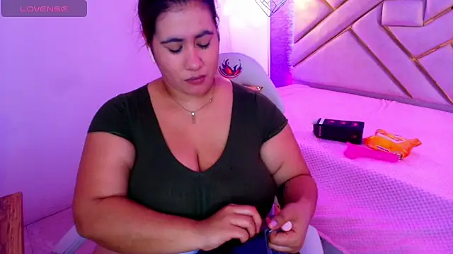 Addyy 02 online show from 16, 10, 2025