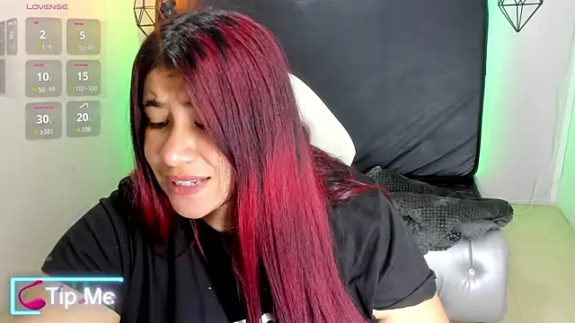Snapshot of Addyy_02 chatting on 13, 6, 2026 Addyy 02 online show from 13, 6, 2026