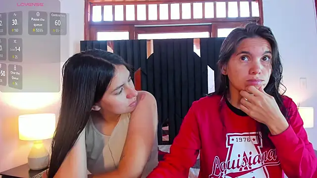 Sofy and Mia online show from 14, 11, 2025