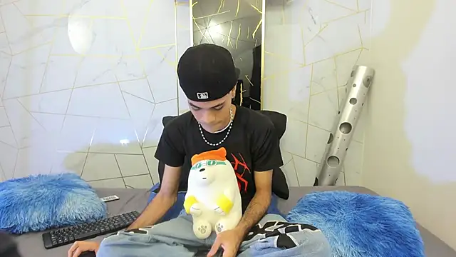 JacobBlackwell  online show from 19, 12, 2025