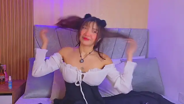 celeste collins  online show from 30, 3, 2026