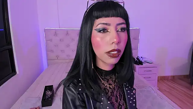 Snapshot of Nina_fox_0691 chatting on 7, 5, 2026 Nina fox 0691 online show from 7, 5, 2026