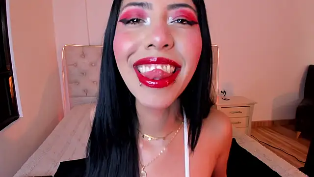 Snapshot of Nina_fox_0691 chatting on 27, 5, 2026 Nina fox 0691 online show from 27, 5, 2026