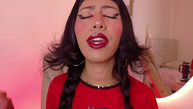 Nina fox 0691 online show from 17, 7, 2026