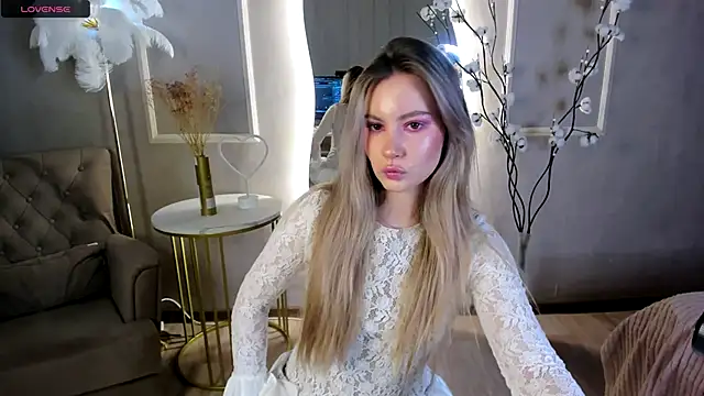  BellaClark online show from 3, 12, 2025