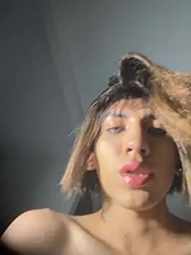 SiaraRealist online show from 15, 3, 2026