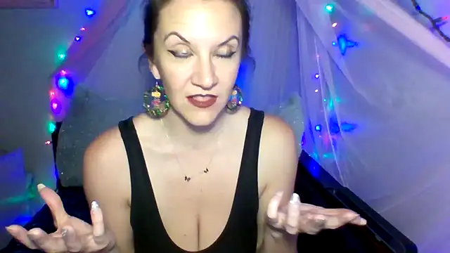 easy briezy online show from 3, 12, 2025