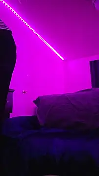 SLIM-BONEZ-N-HARMONY online show from 6, 1, 2026