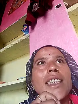 Snapshot of Cut_itri845 chatting on 2, 11, 2025 Cut itri845 online show from 2, 11, 2025