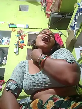 Snapshot of ALEXXA_143 chatting on 16, 10, 2025 ALEXXA 143 online show from 16, 10, 2025