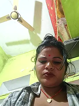 Snapshot of ALEXXA_143 chatting on 28, 10, 2025 ALEXXA 143 online show from 28, 10, 2025