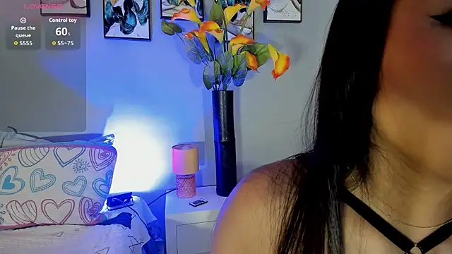 Jenn W online show from 18, 10, 2025