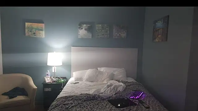 Fuck-Buddy-4U online show from 11, 7, 2026