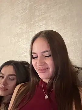 MayaGlow online show from 21, 10, 2025