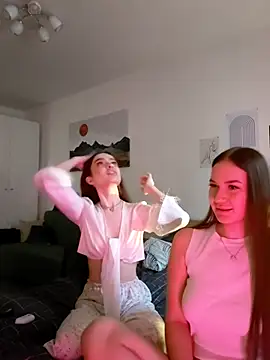 MayaGlow online show from 19, 12, 2025