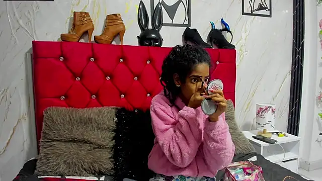 thianahorny online show from 19, 3, 2026