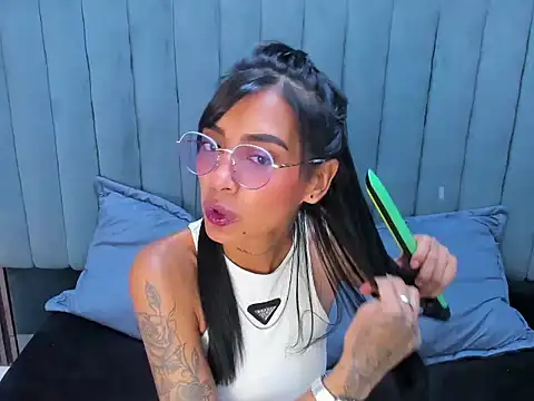 KarlaSlutSkinny   online show from 8, 4, 2026