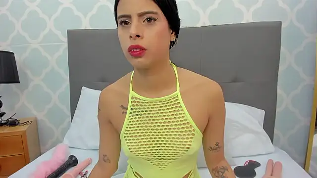 laura maite  online show from 7, 1, 2026