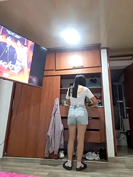 Snapshot of IAM_SARAH chatting on 4, 11, 2025 IAM SARAH online show from 4, 11, 2025