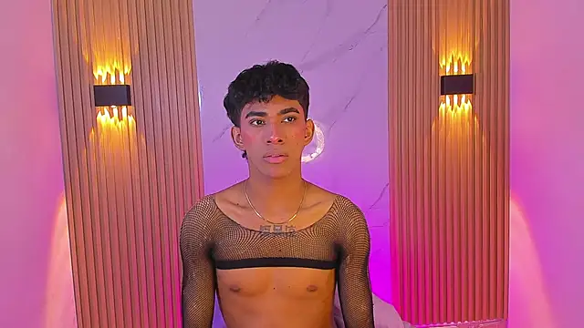 Ethan thouse online show from 25, 11, 2025