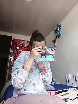 Lucy colee online show from 21, 11, 2025