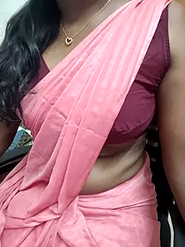 Snapshot of Tamilmallu-duskygirl03 chatting on 26, 4, 2026 Tamilmallu-duskygirl03 online show from 26, 4, 2026
