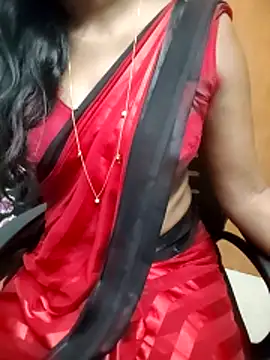 Snapshot of Tamilmallu-duskygirl03 chatting on 29, 6, 2026 Tamilmallu-duskygirl03 online show from 29, 6, 2026